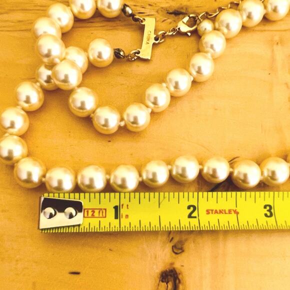 Vintage Kenneth Jay Lane KJL Dbl Strand Faux Pearl Necklace Double Gold Tone - Picture 11 of 11
